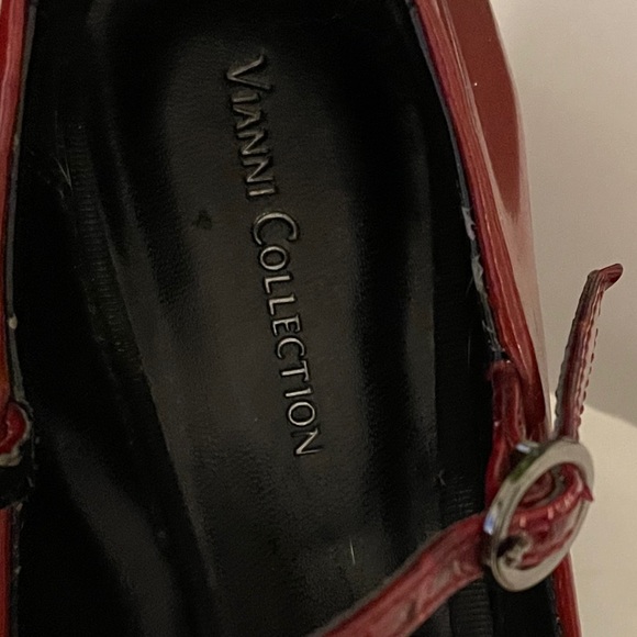 Vianne healed shoes, like new. - Picture 5 of 7